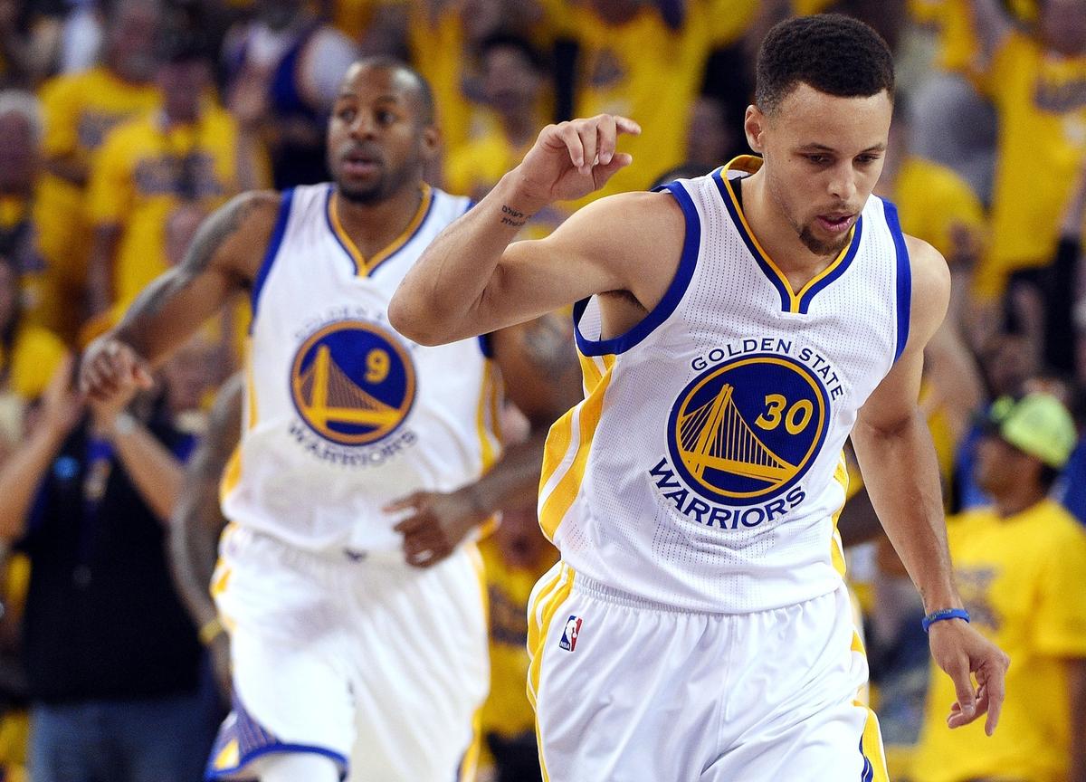 广州队完胜勇士，麦科勒姆统治全场