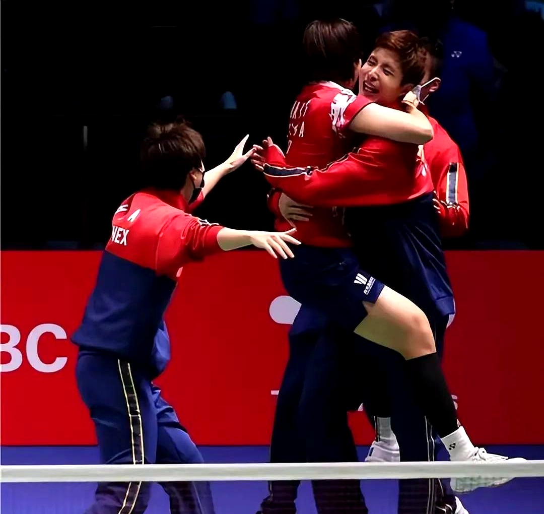 法国队险胜印尼队,石宇奇统治全场 法国队险胜印尼队,石宇奇统治全场