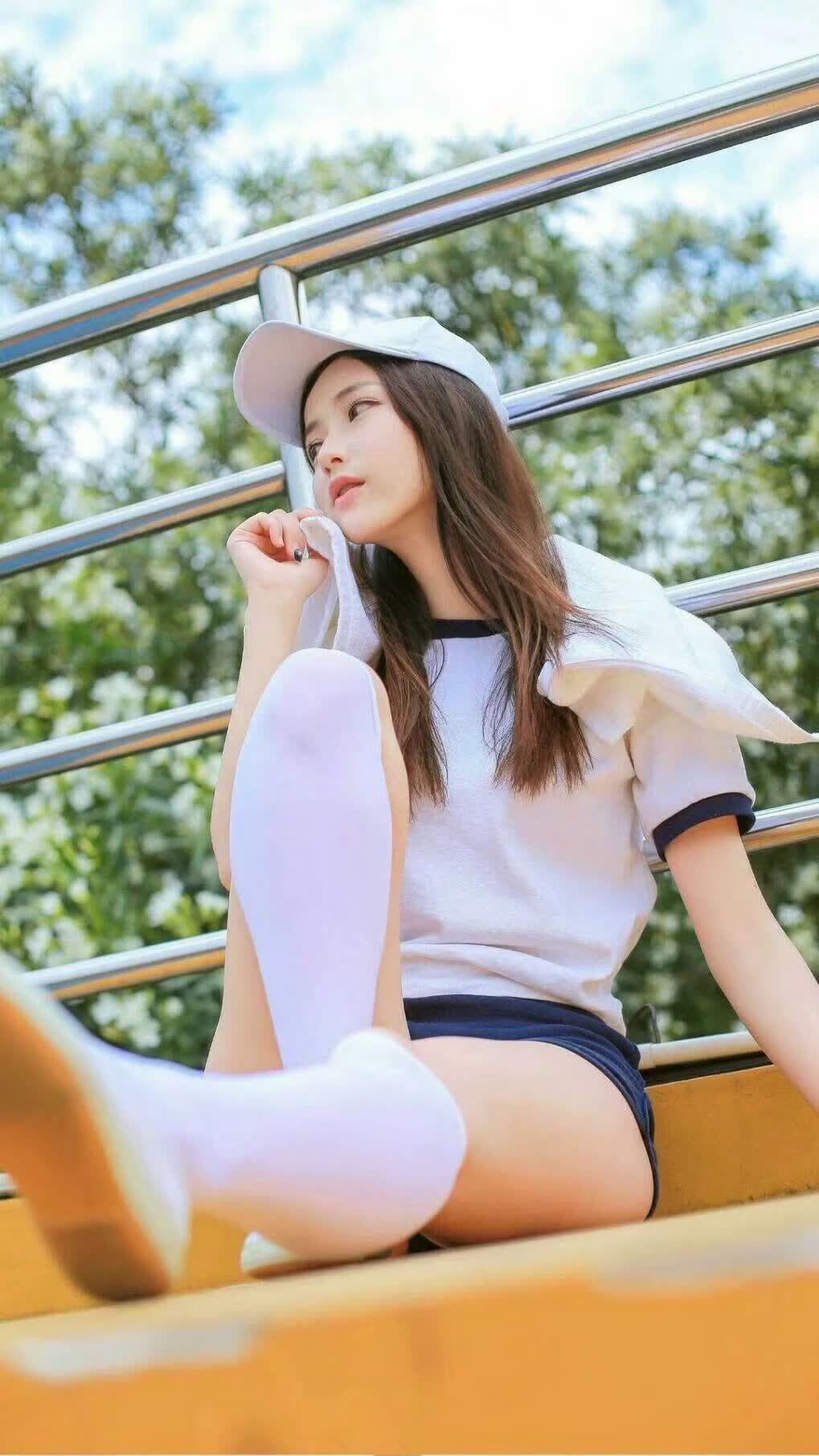 巅峰对决，世界杯关键积分战，美国横扫日本，登贝莱独耀全场