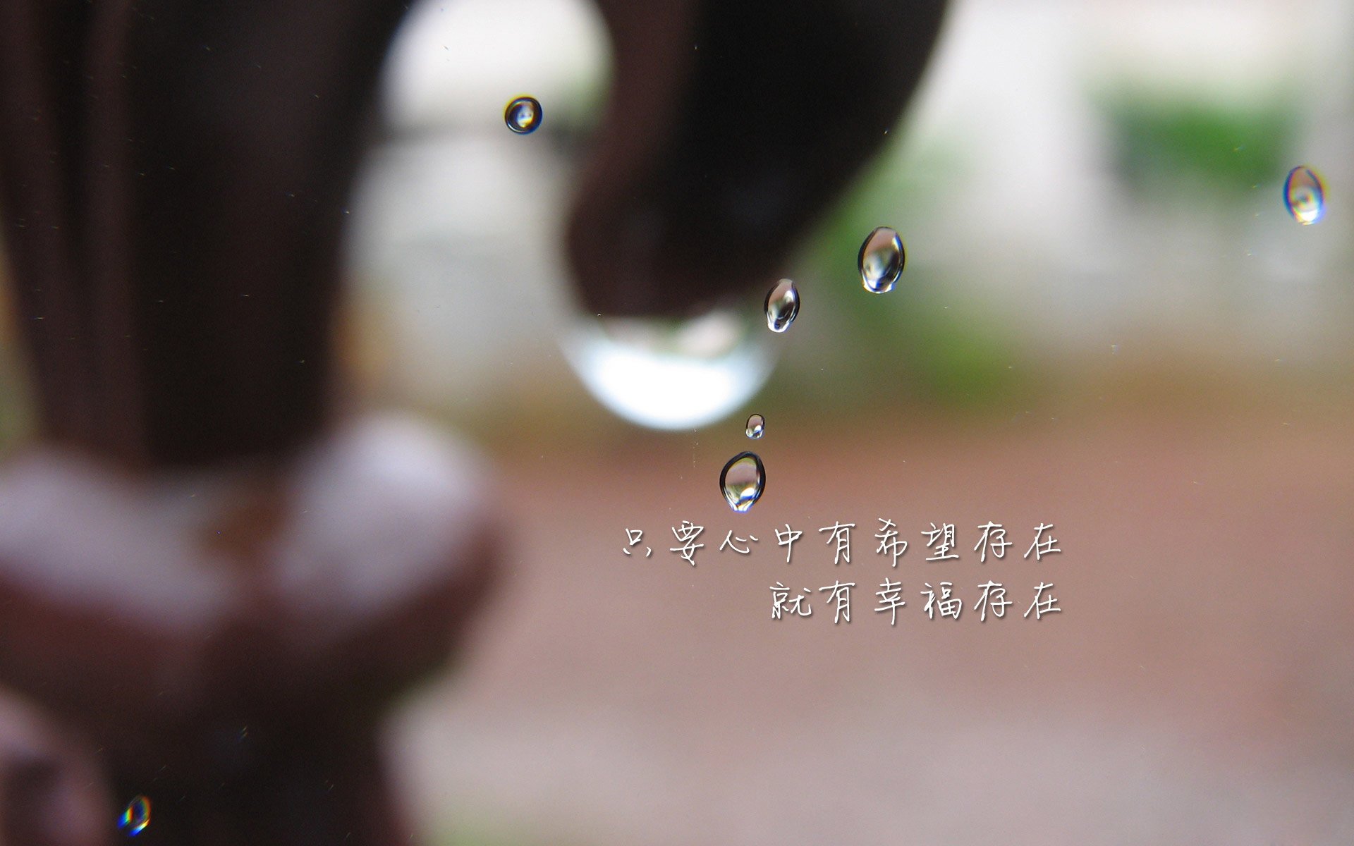 孤注一掷的绿茵，奥斯梅恩点燃世界杯关键积分战，乌拉圭与乌兹别克斯坦的生死时速